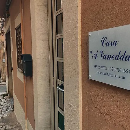 Casa 'a Vanedda' רגוזה